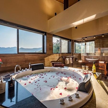 Saffronstays Althea - 4 Brd Veg Only Villa In Pawna With Jacuzzi In Every Room Lonavala Exterior photo