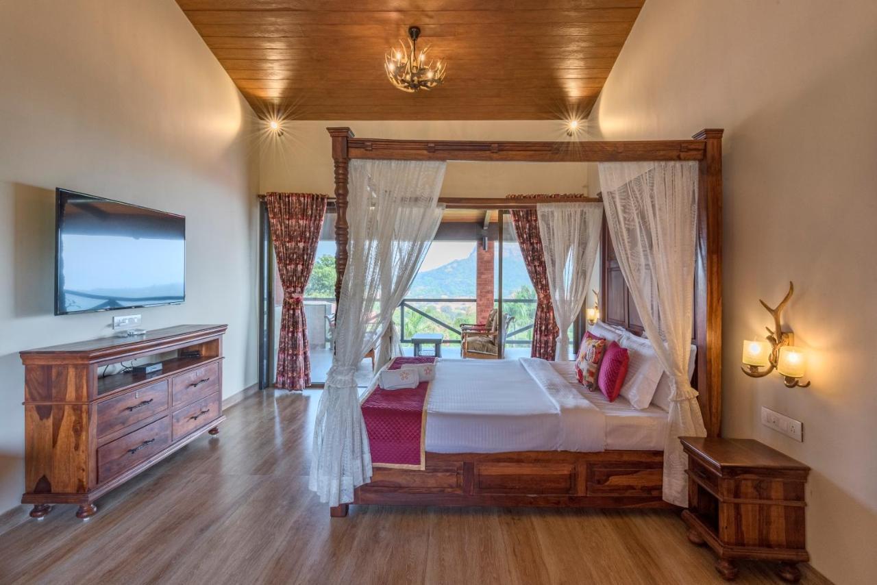 Saffronstays Althea - 4 Brd Veg Only Villa In Pawna With Jacuzzi In Every Room Lonavala Exterior photo